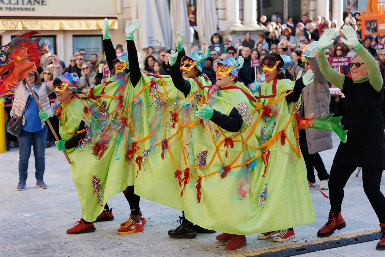 06 Karnevalska povorka Zadar 15.2.2026, Foto Bojan Bogdanić