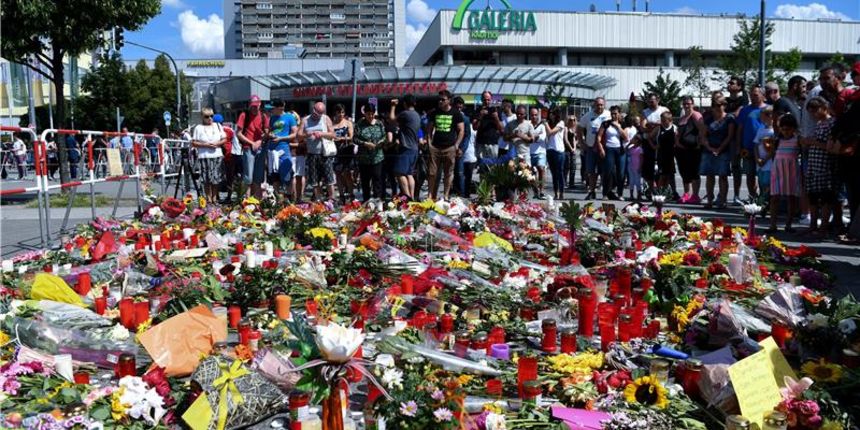Munchen, cvijeće, spomen na žrtve Munchen, cvijeće, spomen na žrtve