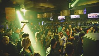 Jurica Pađen & Aerodrom u Maraschino baru; foto Iva Perinčić Jurica Pađen & Aerodrom u Maraschino baru; foto Iva Perinčić