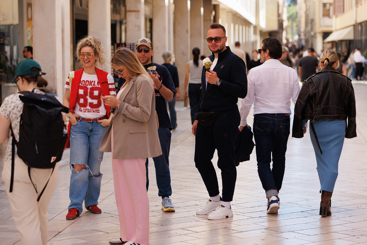 Đir po gradu, subotnja špica, 12. travnja 2025. Đir po gradu, subotnja špica, 12. travnja 2025.