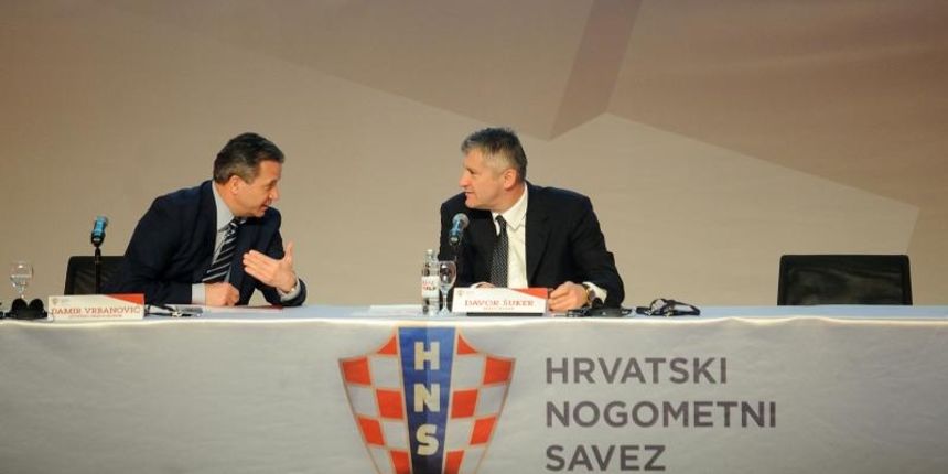 14.04.2014., Zagreb – Redovna izborna skupstina Hrvatskog nogometnog saveza u Hypo centru. Damir Vrbanovic, Davor Suker. Photo: Daniel Kasap/PIXSELL