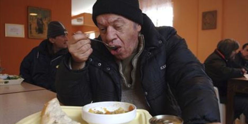 Pučka kuhinja zadarskog Caritasa (Foto: A. Lučić, CROPIX) Pučka kuhinja zadarskog Caritasa (Foto: A. Lučić, CROPIX)