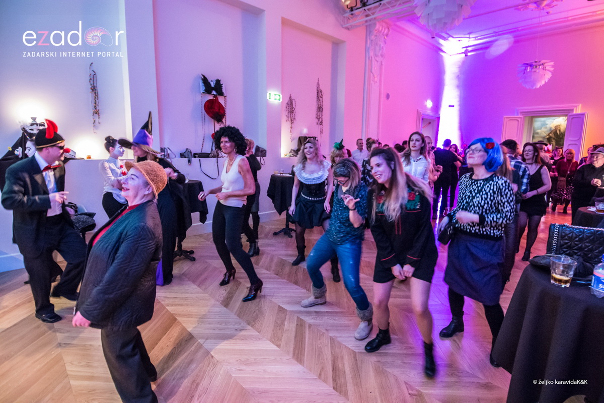 Karneval u Kneževoj palači: Salsa Sandunga i biranje najbolje maske Karneval u Kneževoj palači: Salsa Sandunga i biranje najbolje maske
