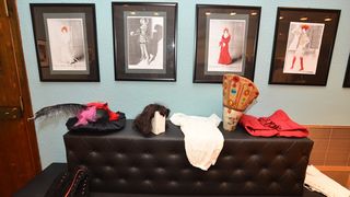 Otvorenje izložbe Abdulaha Seferovića “Dom Bernarde Albe – 1974.” Otvorenje izložbe Abdulaha Seferovića “Dom Bernarde Albe – 1974.”