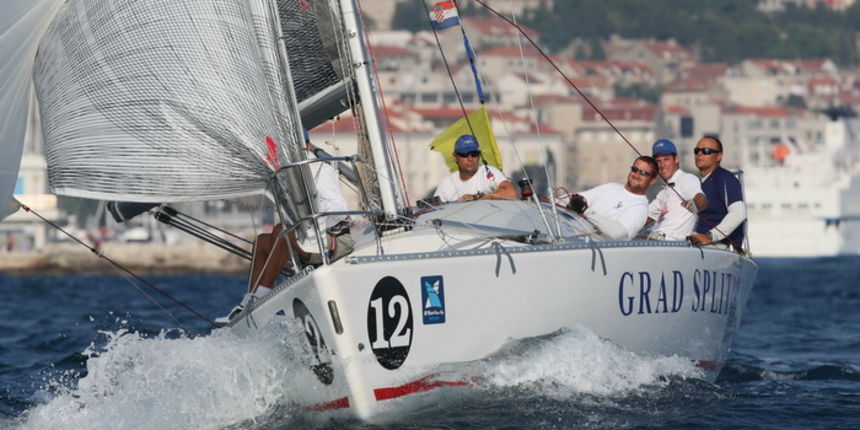 Split, 240910.  24. ACI Match Race Cup.  Cetvrti dan natjecanja.  Na slici: Mate Arapov pobjednik 24. ACI Match Race-a. Foto: Bozidar Vukicevic / Otvoreno more / CROPIX