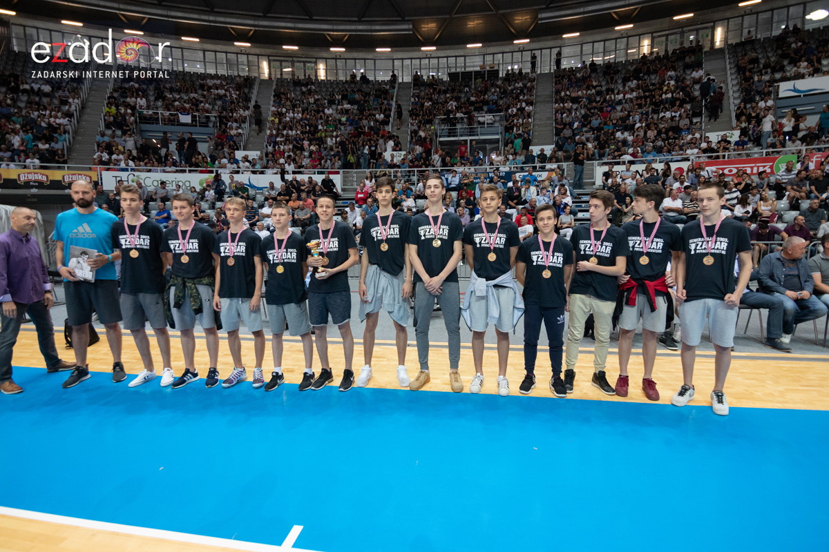 Polufinale doigravanja HT Premijer lige, 3. utakmica: KK Zadar – KK Cibona 88-96