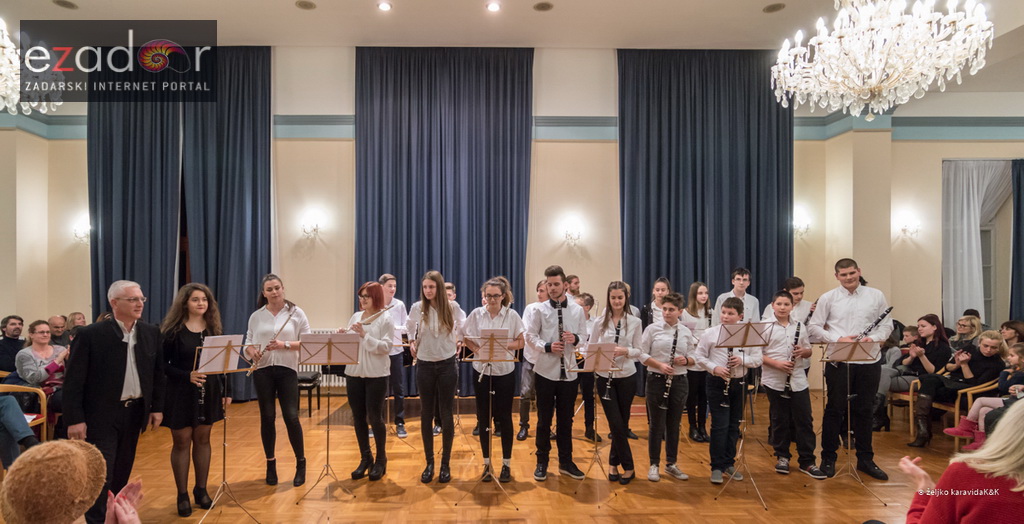 Božićni koncert mladih ansambala Glazbene škole Blagoje Bersa