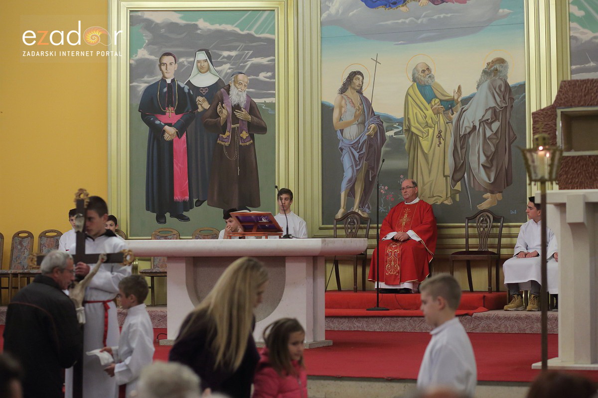 Bibinje: Tradicionalna procesija s Križem na Veliki Petak