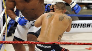 Split, 270310.
Veceras se u Spaladium Areni odrzava spektakl “Obracun u ringu 10” povodom 15-te obljetnice boksackog kluba Pit Bull. Borci ce nastupiti u 17 atraktivnih K1 i MMA ( ultimate fight) borbama.
Na fotografiji: Bob Sapp i Sascha Weinpolter.
Foto