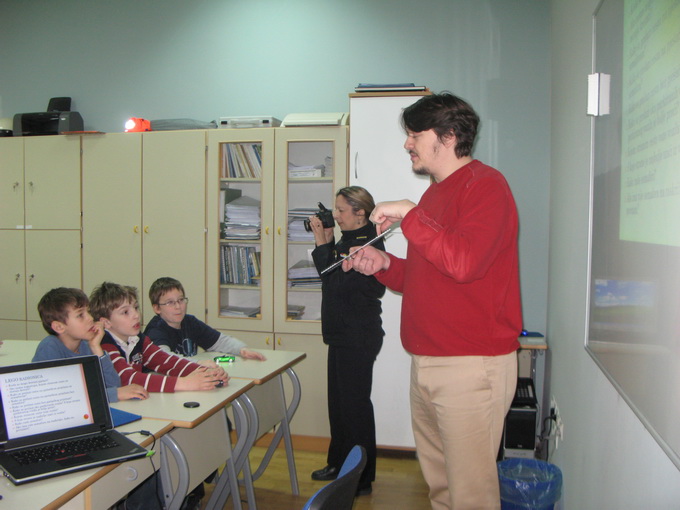 Image 936755 (auto) Image 936755 (auto)