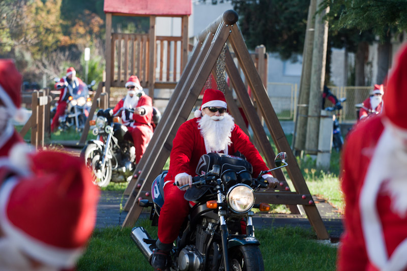 Biograd: Moto Mrazovi Duhovi u posjeti djecjim vrticima, Foto: Franjo Juric Biograd: Moto Mrazovi Duhovi u posjeti djecjim vrticima, Foto: Franjo Juric