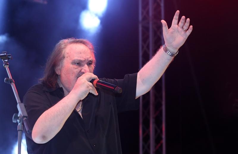 U povodu 950 godina prvog spomena grada Šibenika, blagdana sv. Mihovila i Dana grada održan je veliki koncert legendarnog Mate Miše Kovača. Photo: Duško Jaramaz/PIXSELL U povodu 950 godina prvog spomena grada Šibenika, blagdana sv. Mihovila i Dana grada održan je veliki koncert legendarnog Mate Miše Kovača. Photo: Duško Jaramaz/PIXSELL
