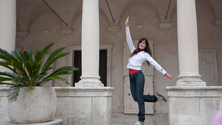 Top model Lorena Dias Terezinho i njena sestra Mara Dias, pronašle davno izgubljenu obitelj u Bibinjama, foto: Leo Banić Top model Lorena Dias Terezinho i njena sestra Mara Dias, pronašle davno izgubljenu obitelj u Bibinjama, foto: Leo Banić