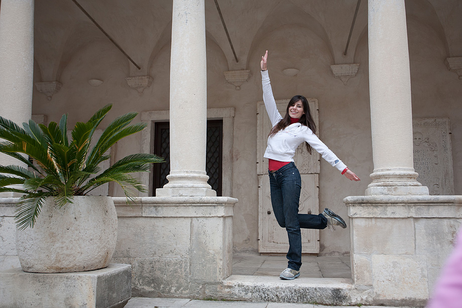 Top model Lorena Dias Terezinho i njena sestra Mara Dias, pronašle davno izgubljenu obitelj u Bibinjama, foto: Leo Banić Top model Lorena Dias Terezinho i njena sestra Mara Dias, pronašle davno izgubljenu obitelj u Bibinjama, foto: Leo Banić