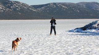 Šetnja po zaleđenom i bajkovitim Vranskim jezerom Šetnja po zaleđenom i bajkovitim Vranskim jezerom