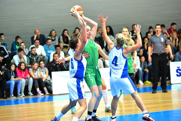 Polufinale doigravanja za prvakinje Hrvatske: ŽKK Zadar – ŽKK Trešnjevka 73-70 Polufinale doigravanja za prvakinje Hrvatske: ŽKK Zadar – ŽKK Trešnjevka 73-70