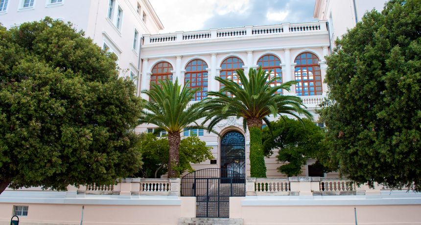 Sveučilište u Zadru Sveučilište u Zadru