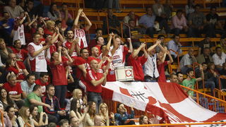 Zagreb, 220513
Dvorana II Doma sportova.
Kosarkaska utakmica pulufinale doigravanja za prvaka Hrvatske (2 utakmica) Cedevita – Zadar.
Na slici: Navijaci Cedevite.
Foto: Nenad Dugi / CROPIX Zagreb, 220513
Dvorana II Doma sportova.
Kosarkaska utakmica pulufinale doigravanja za prvaka Hrvatske (2 utakmica) Cedevita – Zadar.
Na slici: Navijaci Cedevite.
Foto: Nenad Dugi / CROPIX