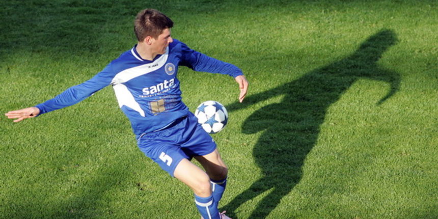 Pula,020411. Prva HNL na stadionu Aldo Dorsina u Puli izmedju NK Istra 1961 i NK Zadar.  Prva utakmica Igora Pamica otkako je ponovo trener Istre. Na fotografiji: Perica Sare. Foto: Srecko Niketic / CROPIX