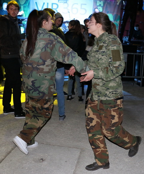 Virski karneval & maškare: Plesna maškarana fešta uz Jasmina Stavrosa