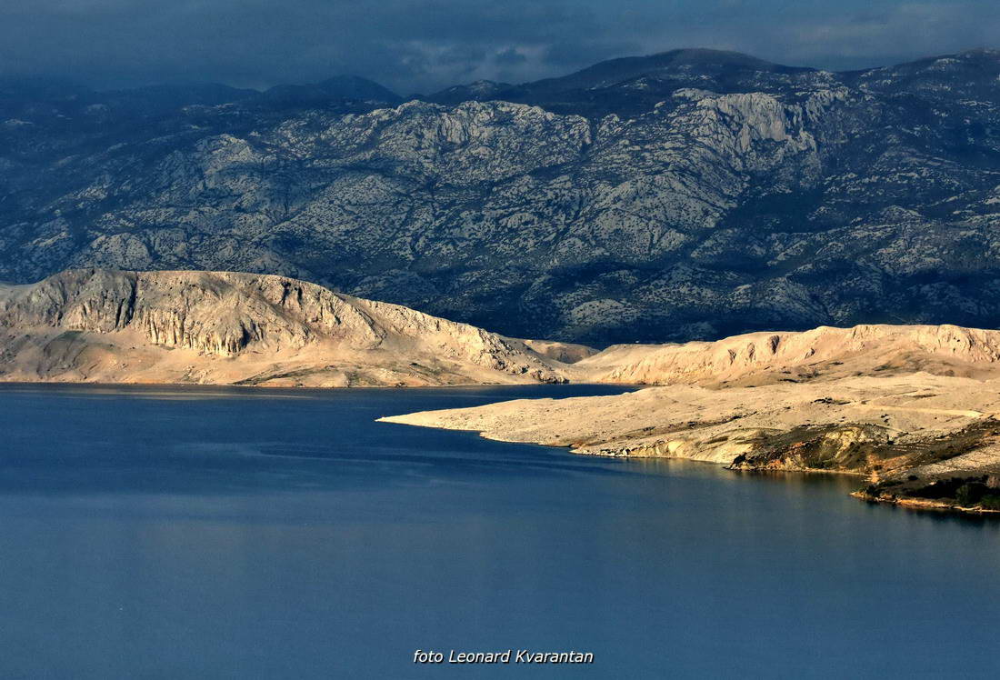 Blagdanski đir po Pagu 1. studenog 2013.  foto: Leonard Kvarantan