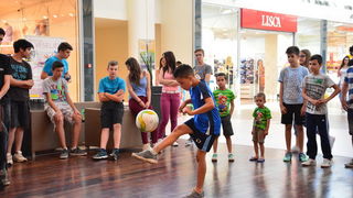 Supernova: Nogometno ludilo i izvlačenje dobitnika automobila Audi A1 Supernova: Nogometno ludilo i izvlačenje dobitnika automobila Audi A1