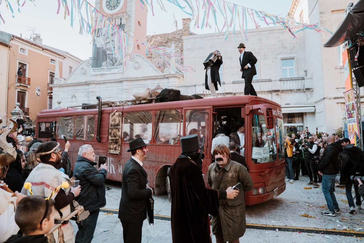 075 Karnevalska povorka Zadar 15.2.2026, Foto Matija Lipar