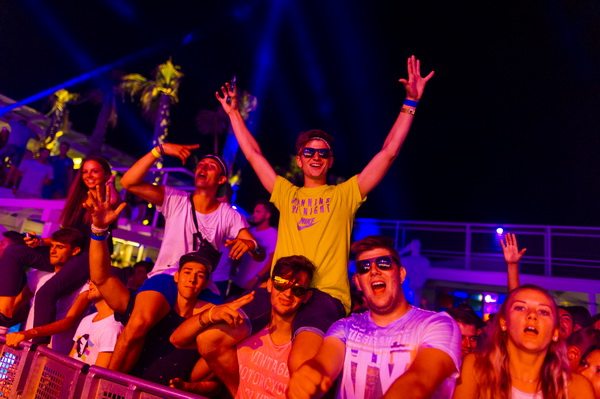 Trećeg dana Blacksheep Festivala u Aquarius klubu na Zrću nastupio je Moti. Foto: Goran Telak