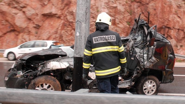 PXL bristovac tunel prometna nesreća kolona