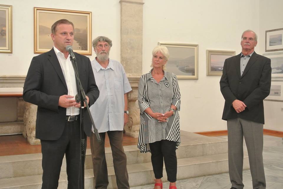 U Gradskoj loži otvorena izložba slika i skulptura Izvora Oreba U Gradskoj loži otvorena izložba slika i skulptura Izvora Oreba