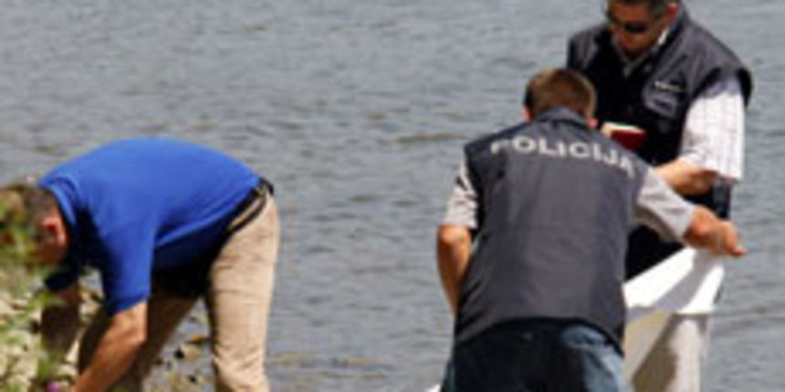 Pronađeno tijelo (Foto:FaH/Totalportal) Pronađeno tijelo (Foto:FaH/Totalportal)