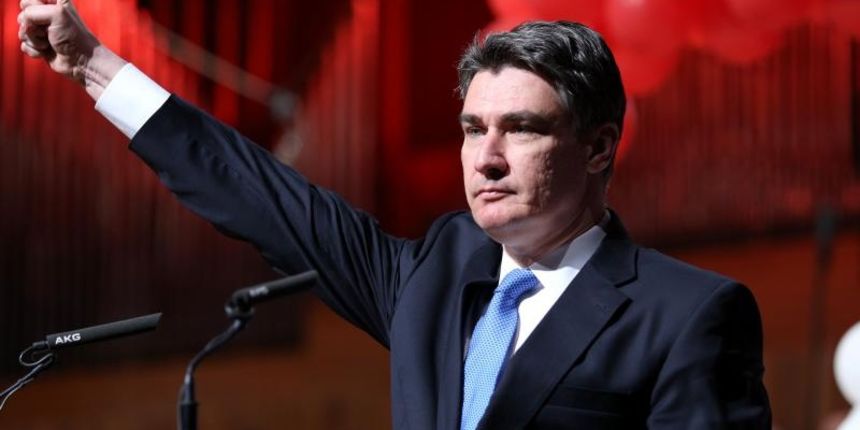 09.05.2015., Zagreb – U Lisinskom odrzana je svecana akademija u povodu 70. obljetnice pobjede nad fasizmom. Zoran Milanovic. Photo: Anto Magzan/PIXSELL