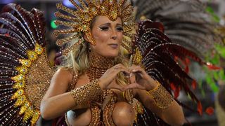 Tradicionalni karneval u Brazilu, foto: NELSON ALMEDIA Tradicionalni karneval u Brazilu, foto: NELSON ALMEDIA