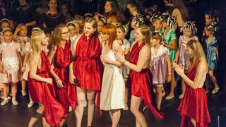 Gesta u HNK Zadar: “Odgojoj 2 (pubertet uzvraća)”