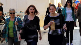 Skitnja gradom by Roberto Lerga