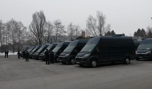 Granični kombiji, MUP