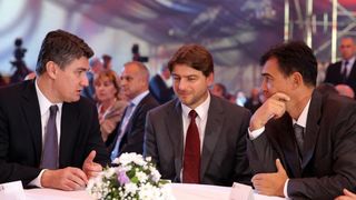 25.10.2013., Zadar – U Falkensteiner hotelu u Punta Skali dodjeljene su nagrade “Covjek – kljuc uspjeha u turizmu”. Svecanosti su prisustvovali premijer Zoran Milanovic te ministri Darko Lorencin i Gordan Maras te brojni drugi uvazeni gosti. Photo: Fili