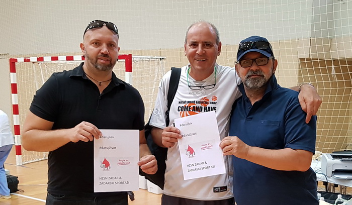 U organizaciji sekcije HZSN Zadar u dvorani 1 SC Višnjik održana je akcija dobrovoljnog darivanja krvi na kojoj je prikupljeno 25 doza tekućine koja život znači. Foto: Mladen Malik