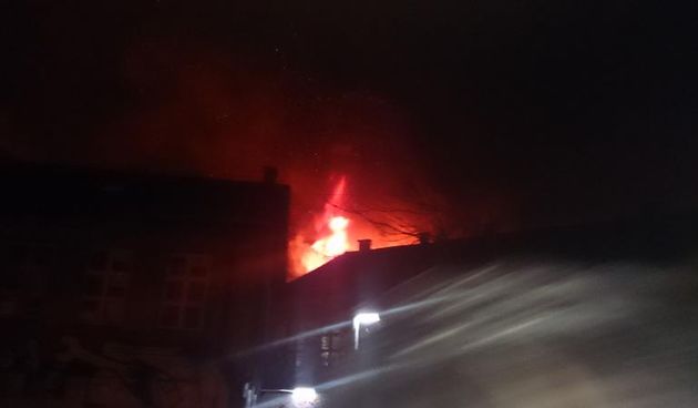 Požaru Zagrebu – izgorio tavan zgrade Medike, foto: pixell.hr