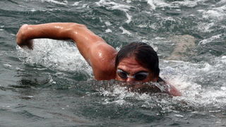 Dani Dikla 2009: Dr Velimir Susak Taci isplivao maraton Preko-Diklo Dani Dikla 2009: Dr Velimir Susak Taci isplivao maraton Preko-Diklo