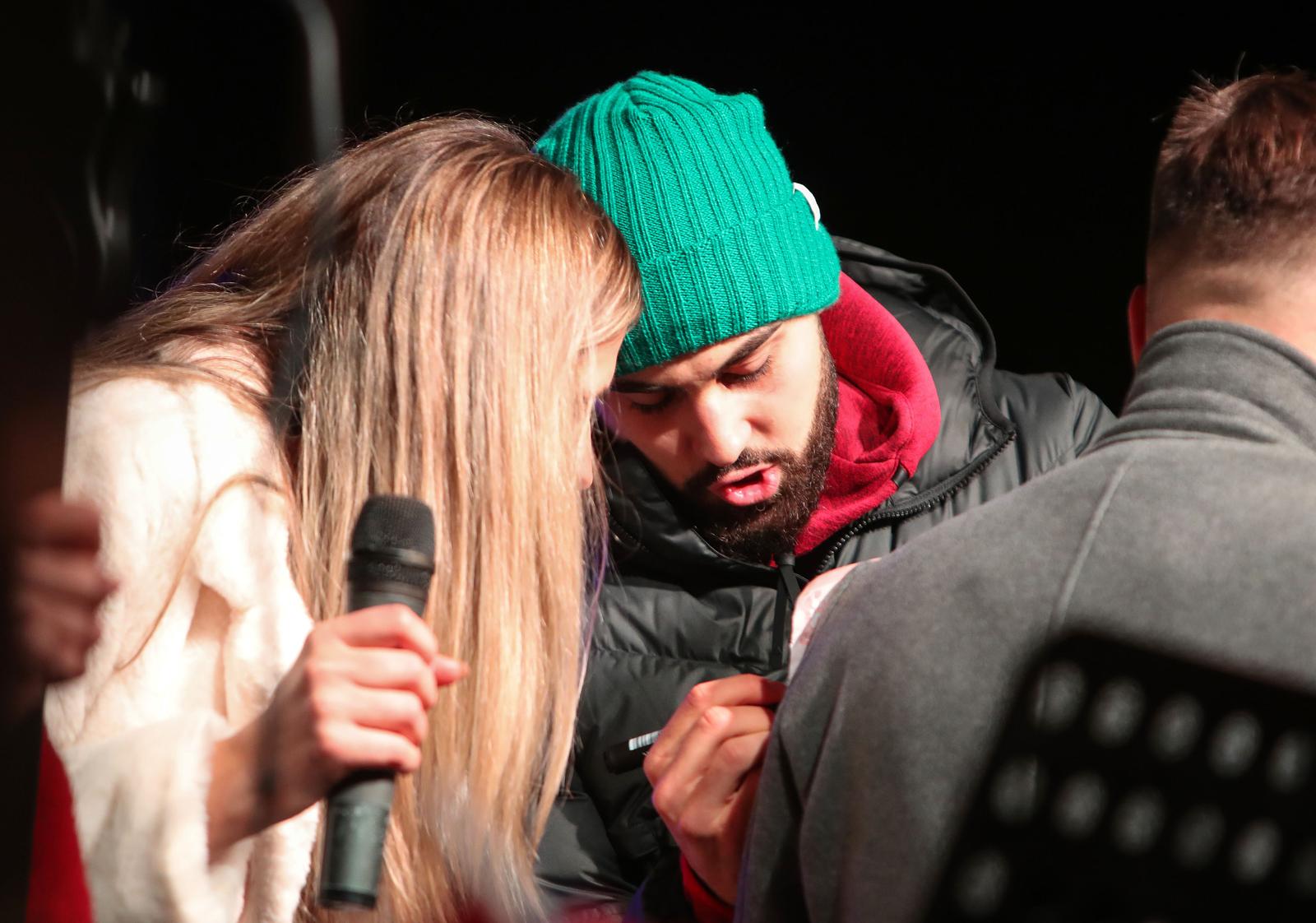 Veličanstveni doček brončanog Joška Gvardiola @ Novigrad Veličanstveni doček brončanog Joška Gvardiola @ Novigrad