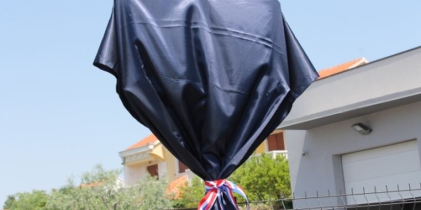 Jedan od heroja obrane Zadra u Domovinskom ratu, hrvatski branitelj, Ante Rudan dobio je danas svoju ulicu na Bilom brigu u MO Plovanija, foto: Grad Zadar Jedan od heroja obrane Zadra u Domovinskom ratu, hrvatski branitelj, Ante Rudan dobio je danas svoju ulicu na Bilom brigu u MO Plovanija, foto: Grad Zadar