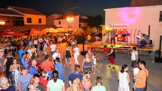 Manifestacija ”Stani! Na Gegić u Povljani”