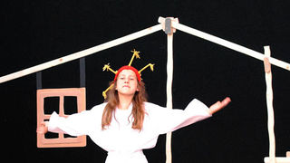 Polaznici dramsko lutkarske radionice Donatolina iz Kazališta lutaka Zadar gostovali su na ovogodišnjem Međunarodnom dječjem festivalu u Šibeniku sa predstavom “Šuma Striborova”, foto: Dino Bara Polaznici dramsko lutkarske radionice Donatolina iz Kazališta lutaka Zadar gostovali su na ovogodišnjem Međunarodnom dječjem festivalu u Šibeniku sa predstavom “Šuma Striborova”, foto: Dino Bara