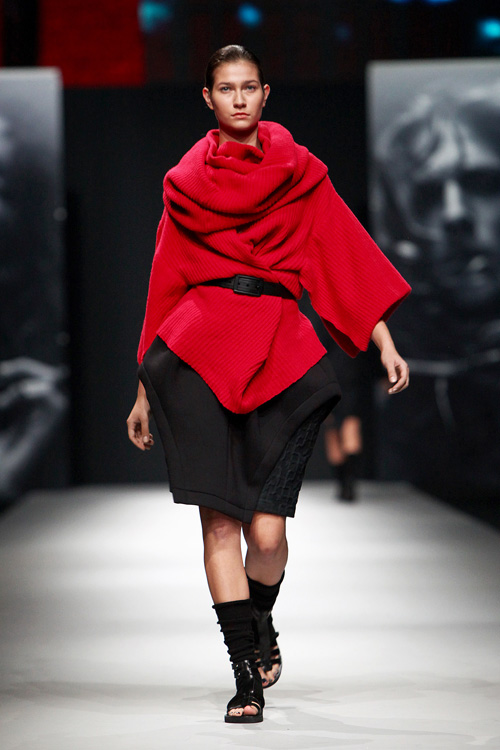 Jučer je završeno izdanje Cro A Porter-a @ LAUBA na kojem su svoje kolekcije predstavili: Ivona Martinko, Jelena Aleksić, Etna Maar, SPIRIT by T.B./ Tomislav Bahorić Jučer je završeno izdanje Cro A Porter-a @ LAUBA na kojem su svoje kolekcije predstavili: Ivona Martinko, Jelena Aleksić, Etna Maar, SPIRIT by T.B./ Tomislav Bahorić