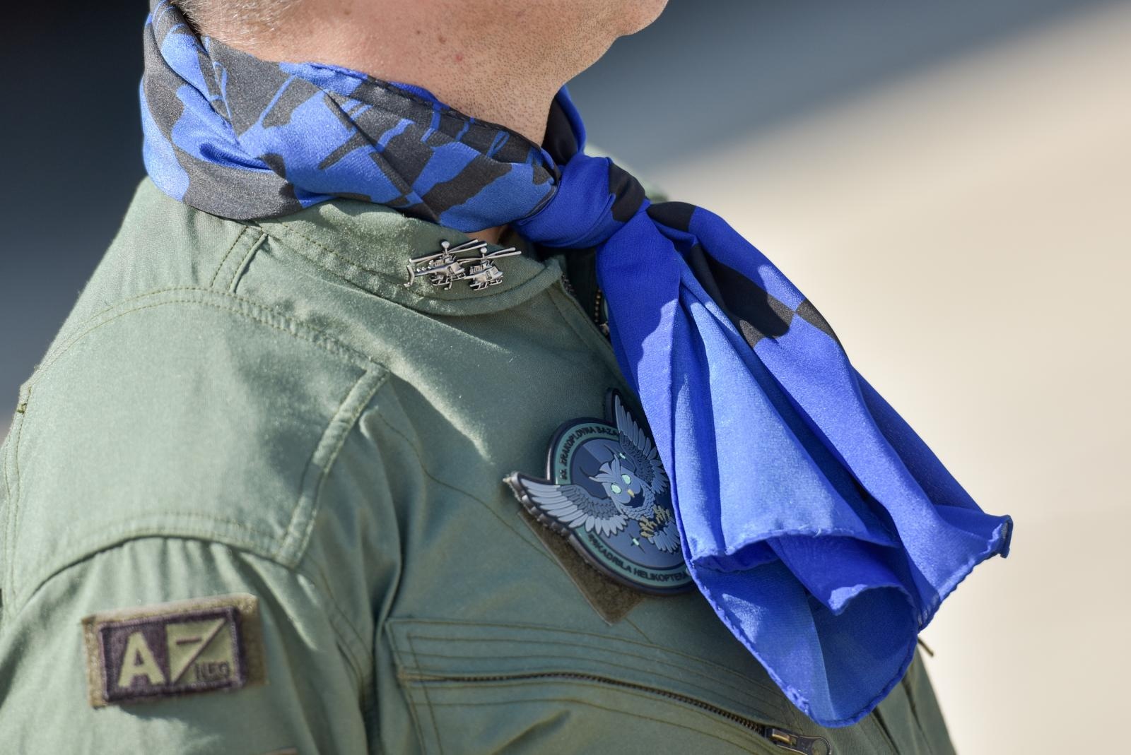 Svečanost povodom završetka obuke pilota na helikopterima OH-58D Kiowa Warrior Svečanost povodom završetka obuke pilota na helikopterima OH-58D Kiowa Warrior