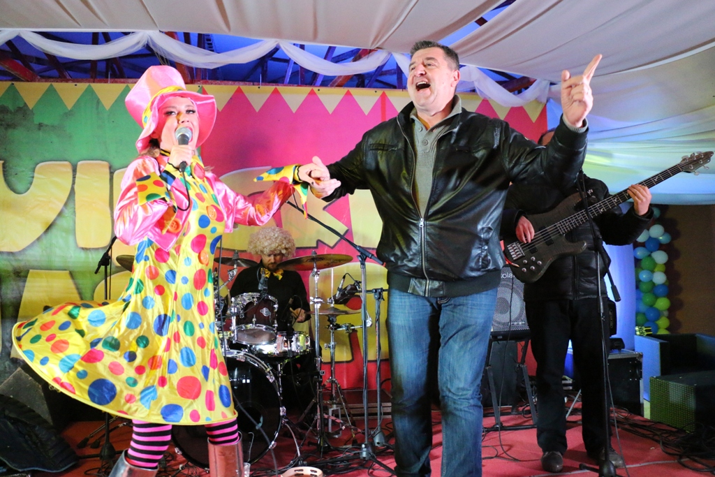 Virski Karneval veliko finale: nastupila Maja Šuput Virski Karneval veliko finale: nastupila Maja Šuput