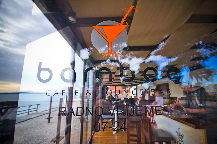 Bamboo Coffe & Lounge Bar na Puntamici, Foto: Saša Čuka Bamboo Coffe & Lounge Bar na Puntamici, Foto: Saša Čuka