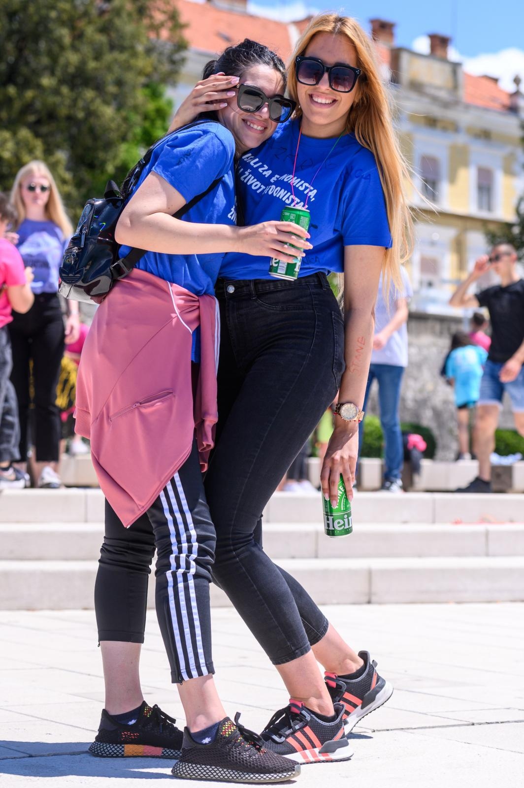 Zadarski maturanti obilježili kraj škole na rivi