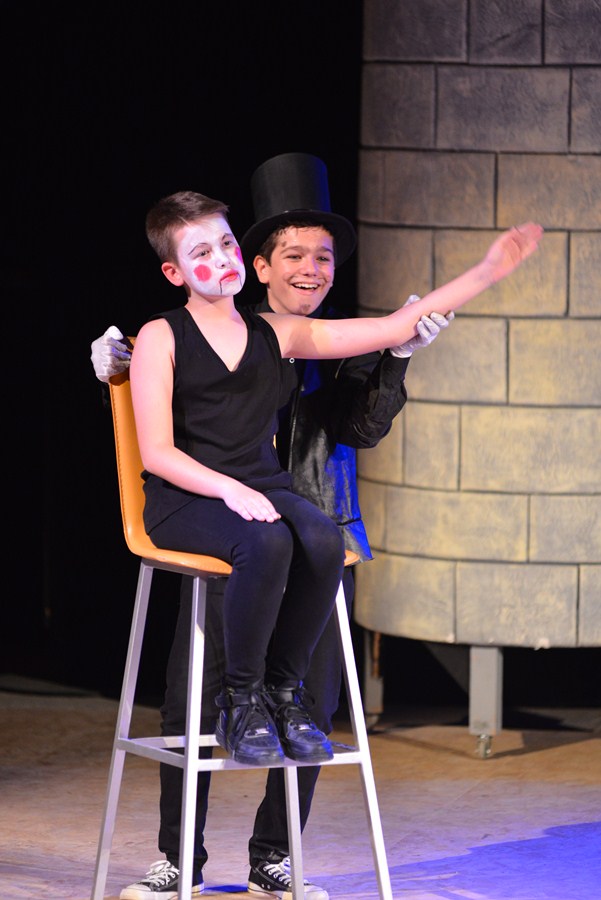 Donatolina 2: Doživljaji slavnog Rodriga u crkvi sv. Dominika Donatolina 2: Doživljaji slavnog Rodriga u crkvi sv. Dominika